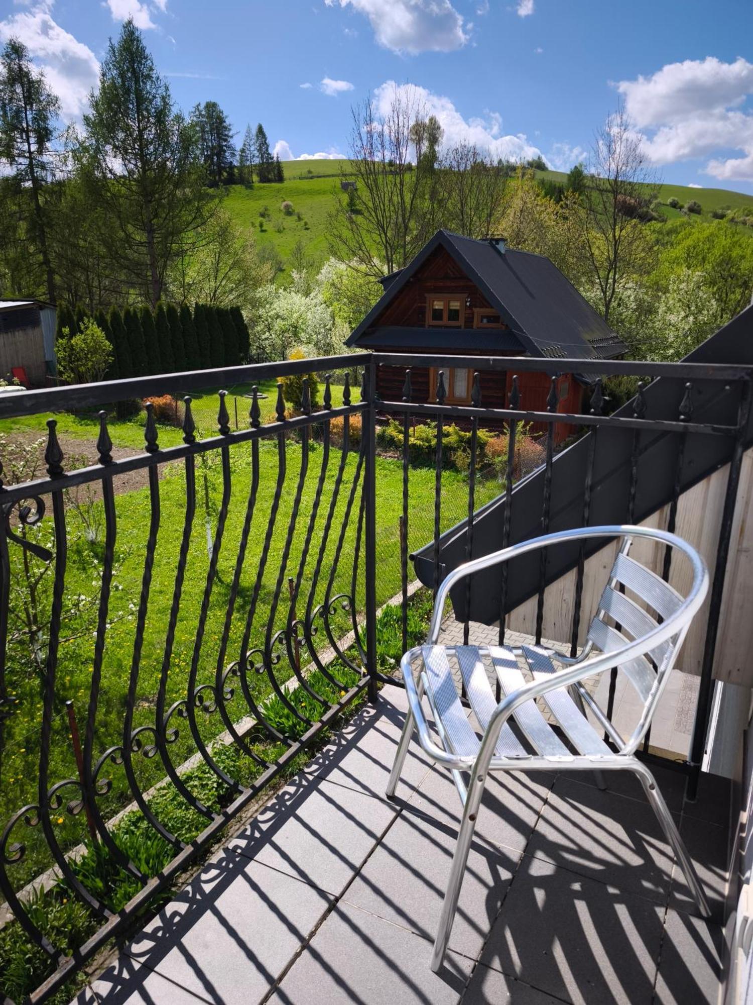 Apartaments Gory Niedzica Zamek Exterior foto